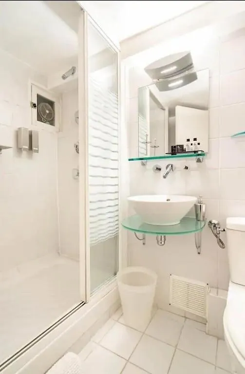Villa Alesia Paris 0*,